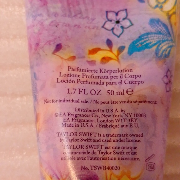 🆕 Taylor Swift Wonderstruck Gift Set Charm Bracelet Lotion Bath Gel - Picture 15 of 16